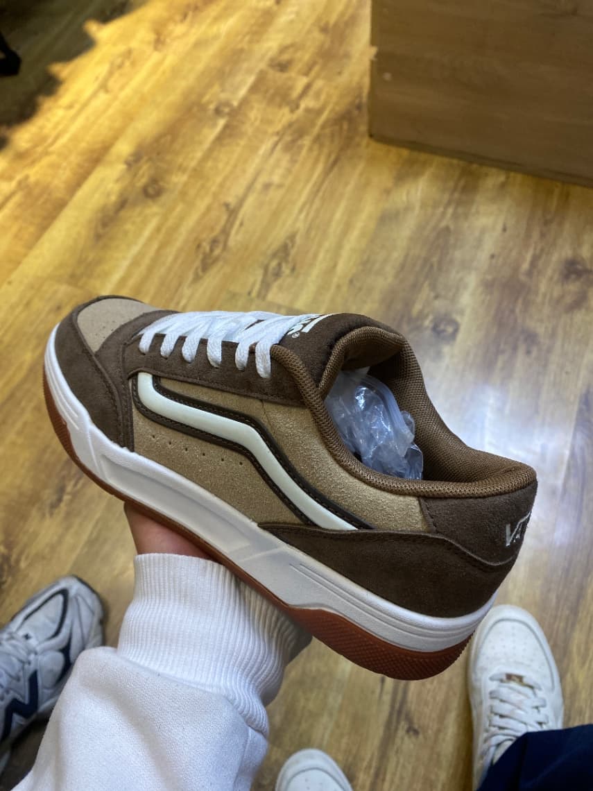 Tenis Vans Bicolor Tonal Café 2